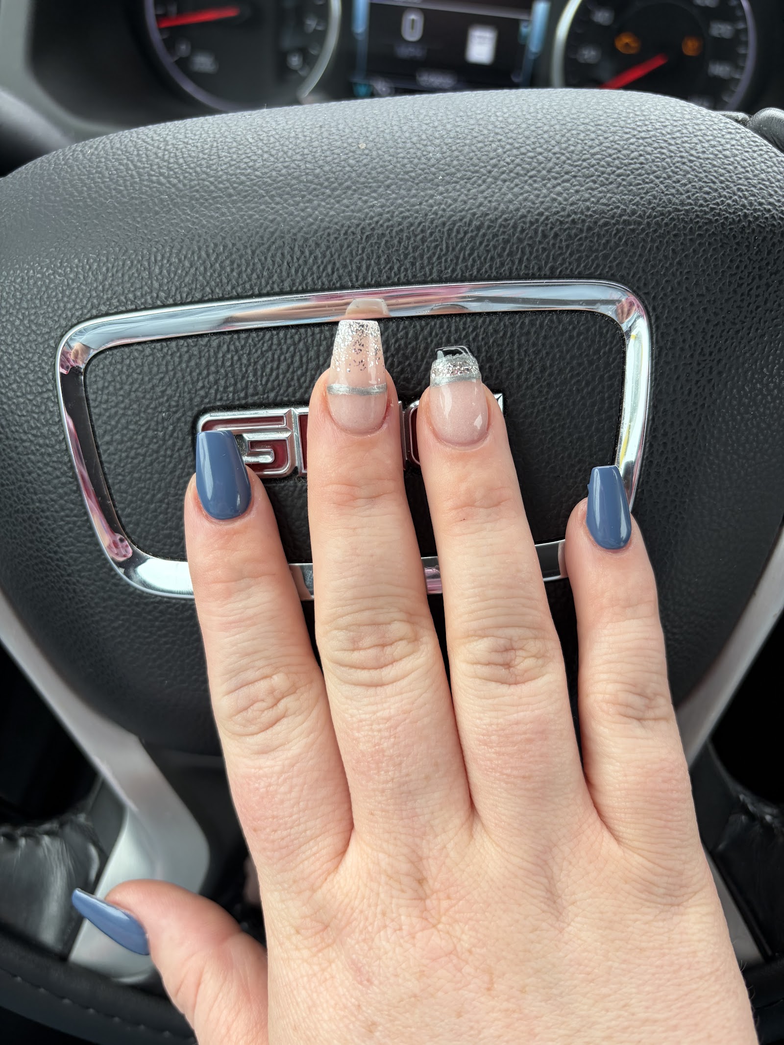 LA Nails Unlimited Yampa St nail photo 4